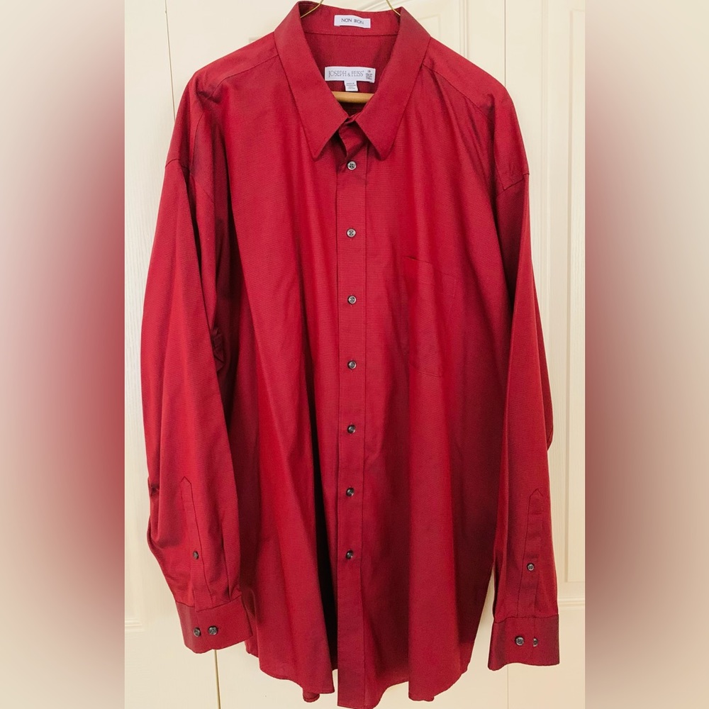 Men’s big and tall, long sleeve button down shirt